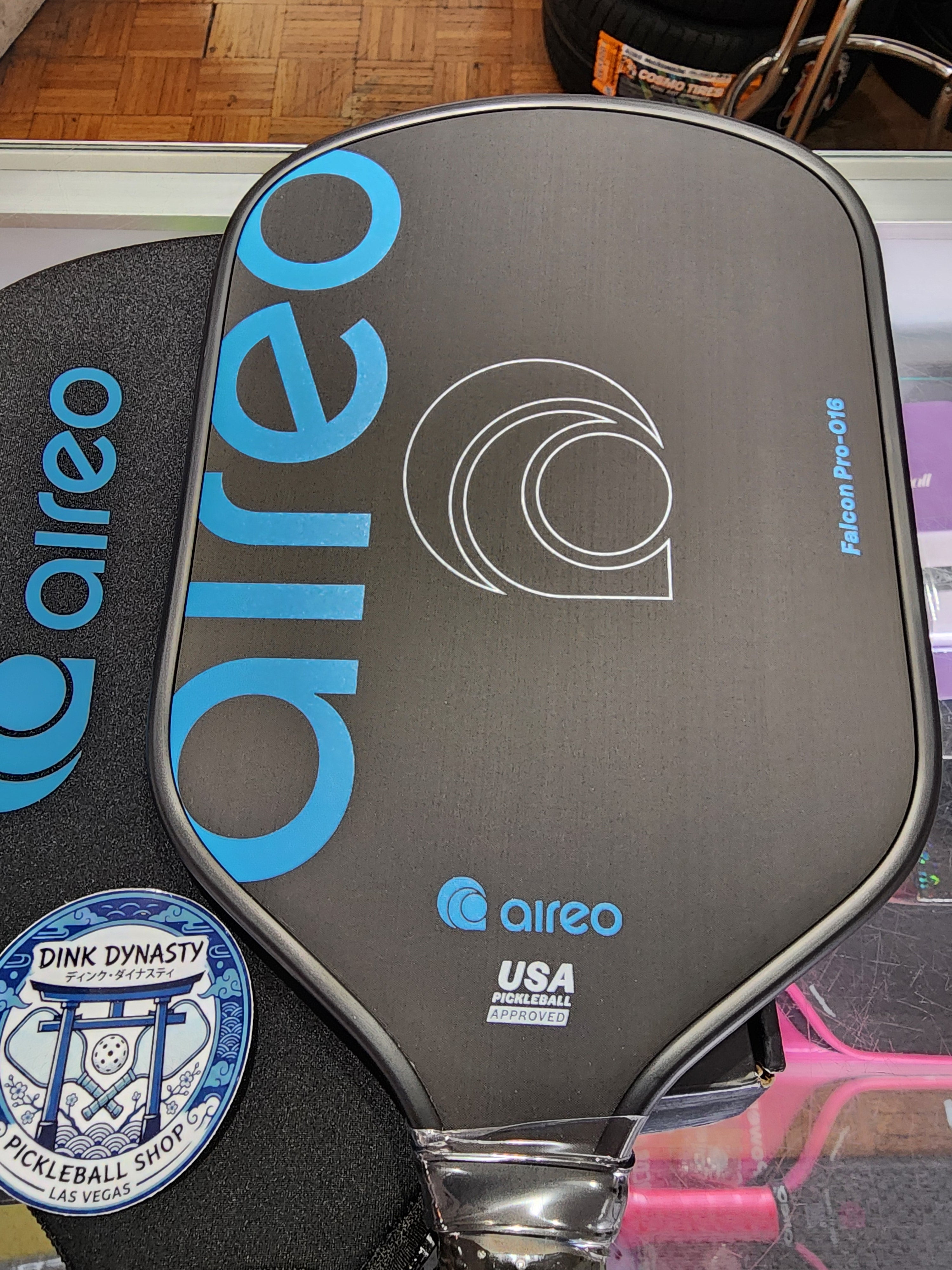 Aireo Falcon Pro-R16 - Hybrid shaped pickleball paddle Dink Dynasty
