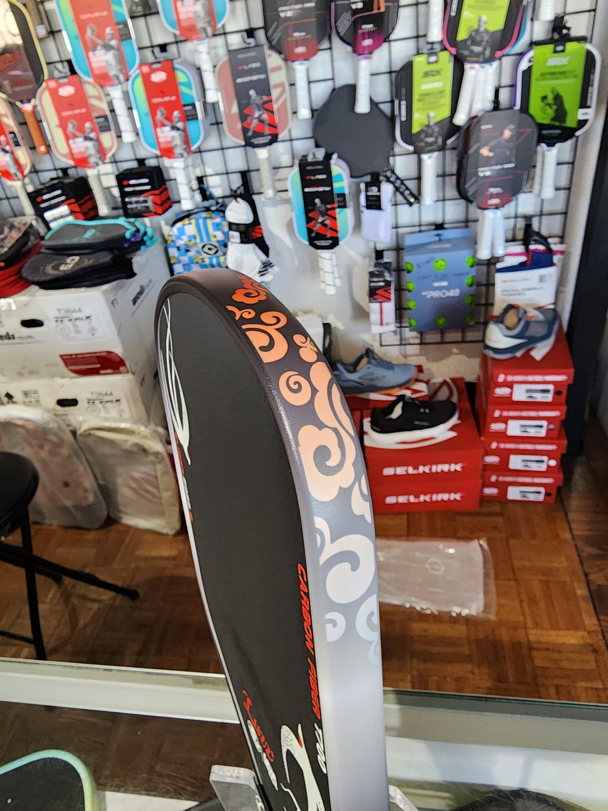Luzz Swallow Glider 2026 Hybrid Pickleball Paddle Dink Dynasty